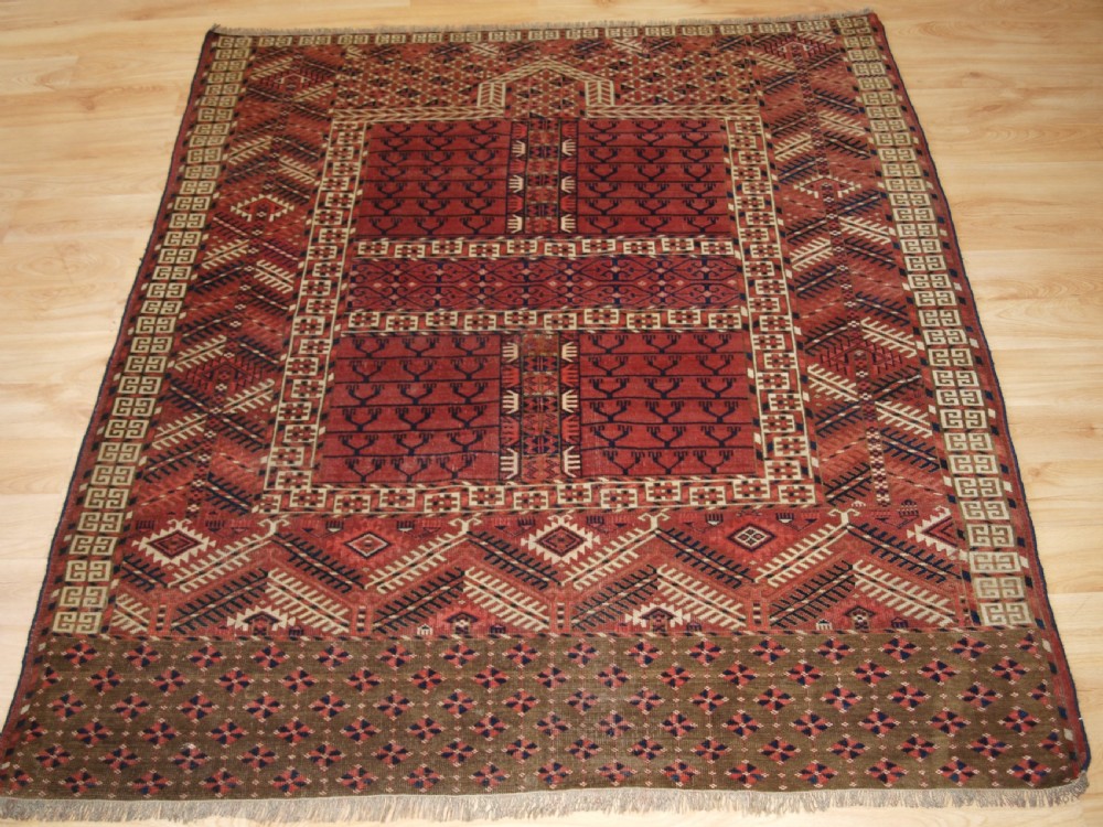 antique tekke turkmen ensi well drawn with good colour late 19th century